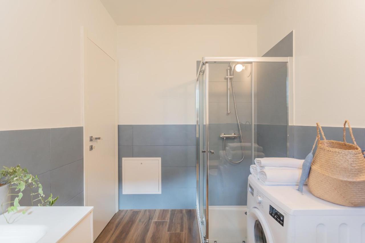 Misultin House & Swimming Pool, Luxury In Lake Como By Rent All Como Pianello Del Lario Exterior photo